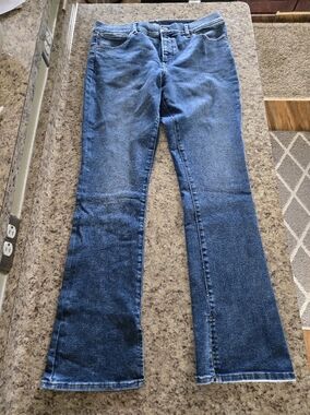 NWOT EXPRESS SKYSCRAPER MID RISE JEANS SIZE 14 R